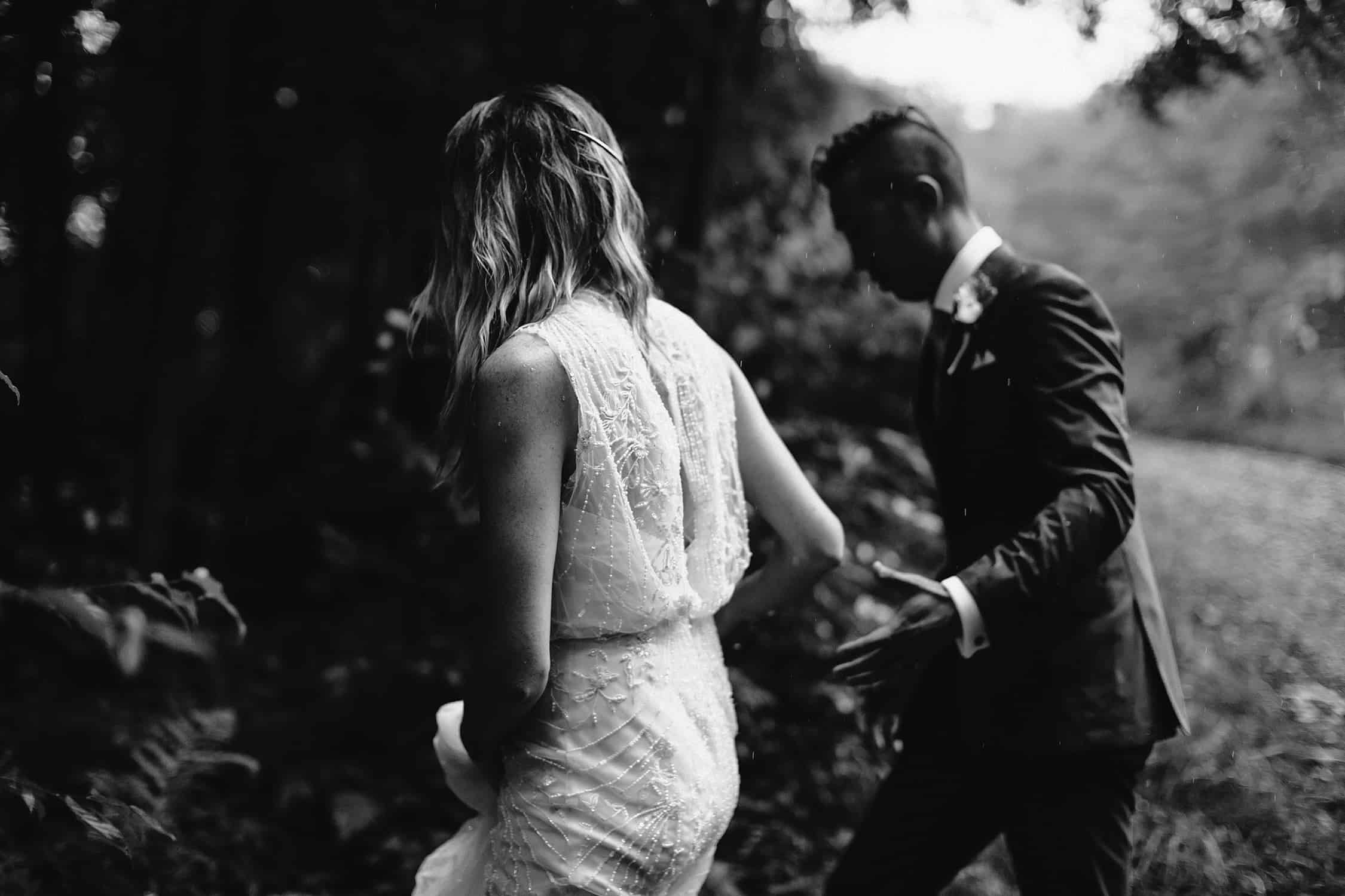roxbury barn wedding photographer